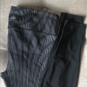 Alo Goddess leggings